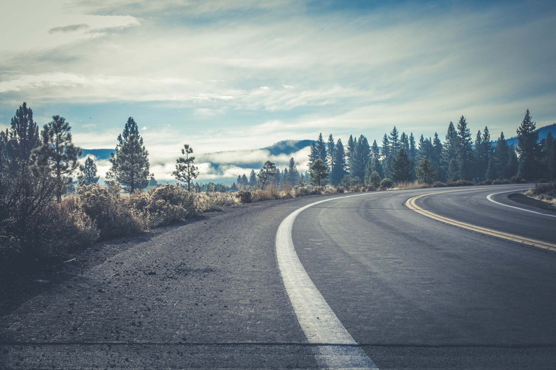 Top 10 Dangerous Roads